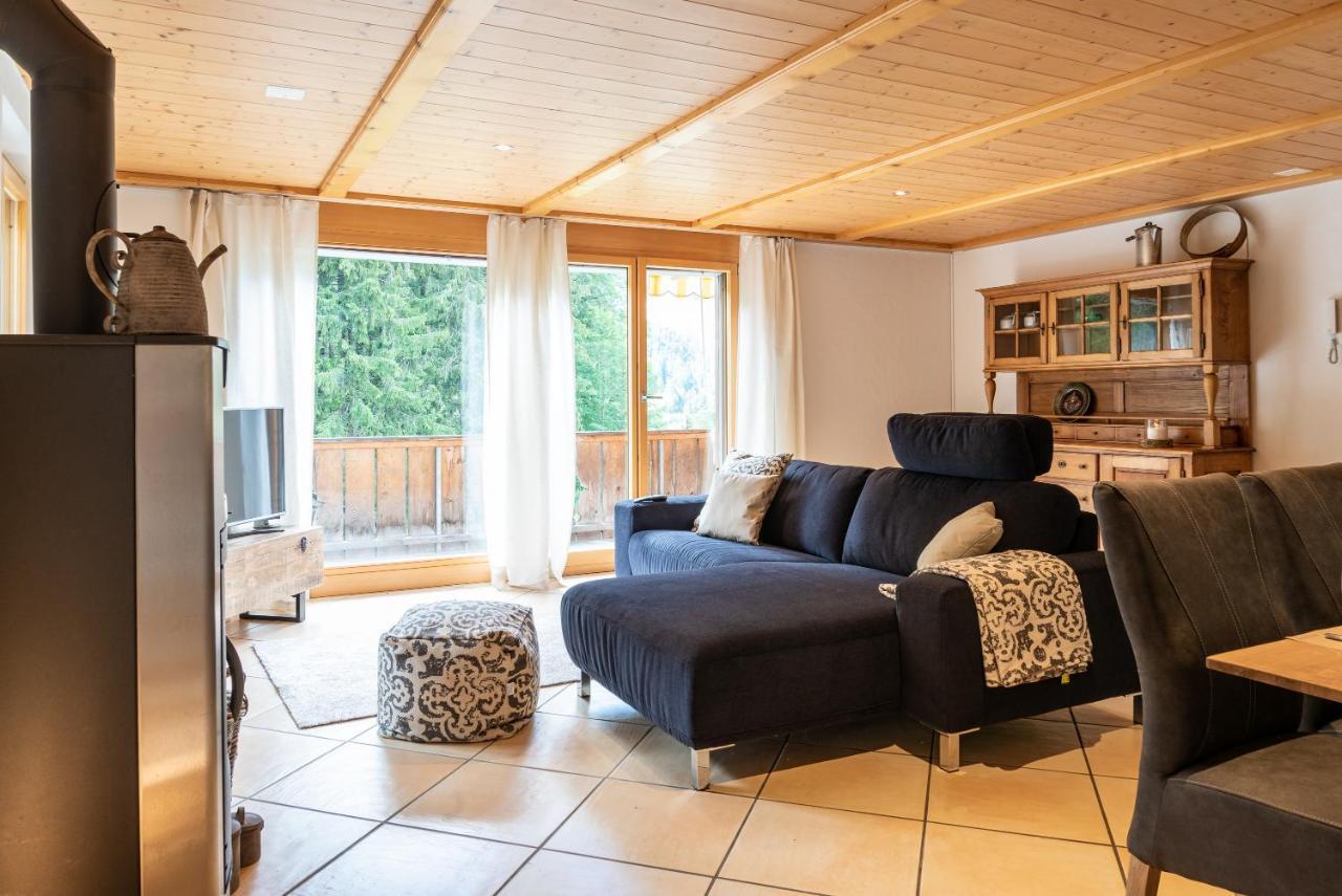 Typically Swiss Hotel Ermitage Kandersteg Luaran gambar