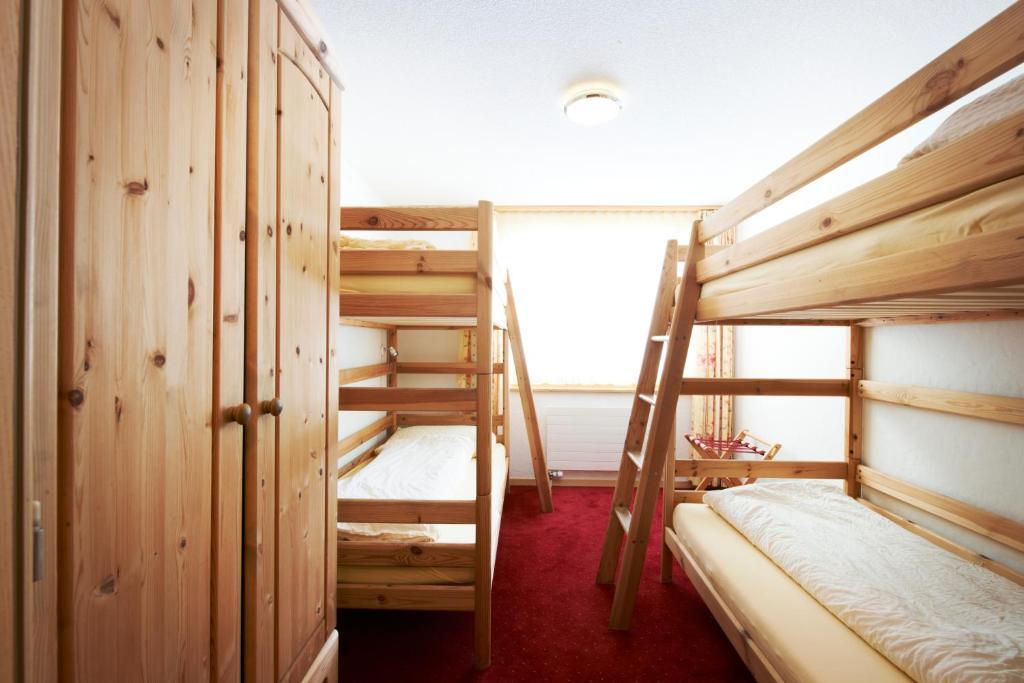 Typically Swiss Hotel Ermitage Kandersteg Bilik gambar