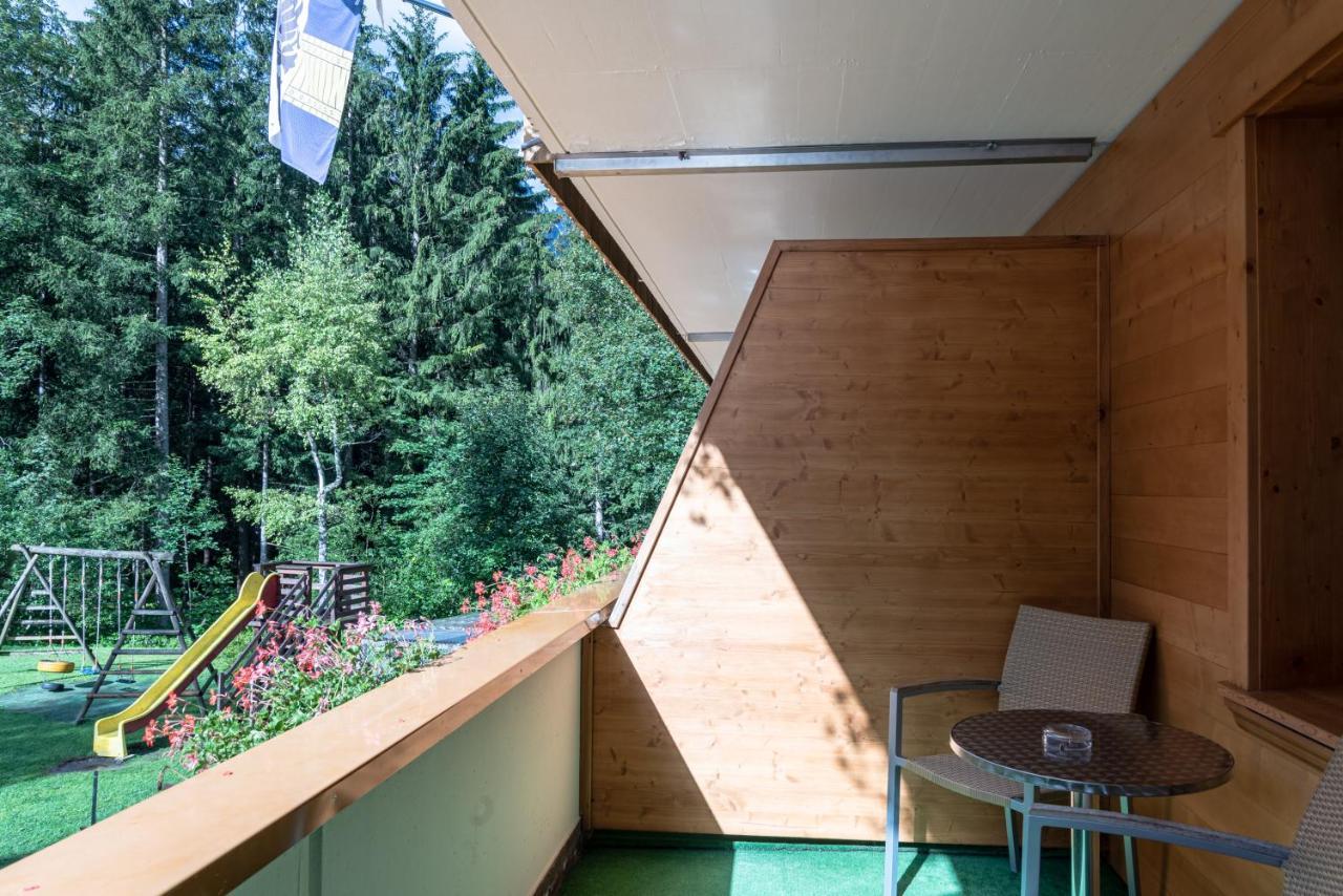 Typically Swiss Hotel Ermitage Kandersteg Luaran gambar