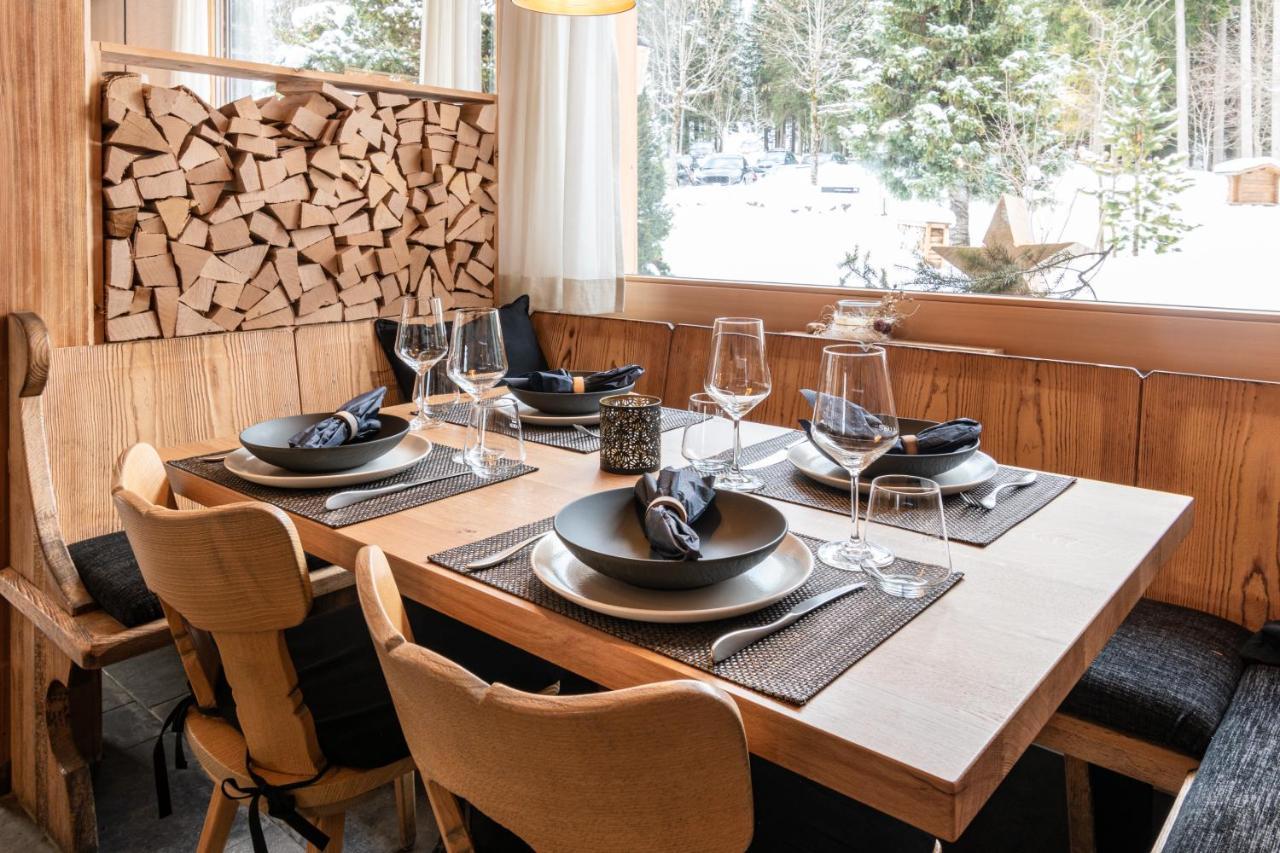 Typically Swiss Hotel Ermitage Kandersteg Luaran gambar